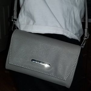 NWOT Steve Madden crossbody - gray